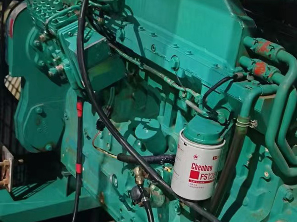 海州如何确定新的发电机组控制系统是否与原系统兼容？